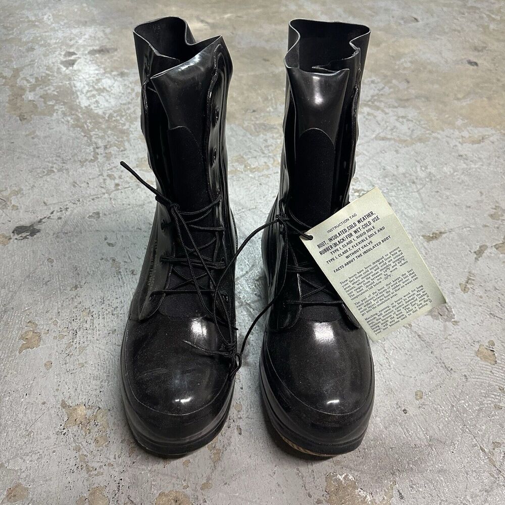 NWT Vintage 70s BATA US Army Military Rubber Mickey Mouse Bunny Boots Sz 8W NEW